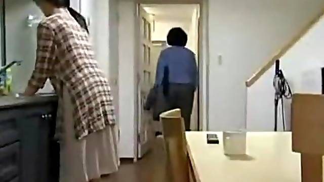 Japanese mom Videos