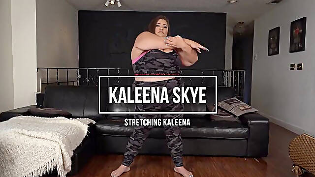 Kaleena Skye Tries Yoga But Really Enjoys Shag Exercise