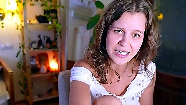 Try to show my pussy