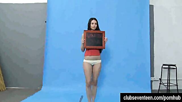 Posing scene with flattering kitten from Club Sweethearts