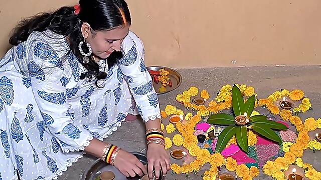 Indian Puja Bhabhi delivers intense sensual diwali hardcore blowjob pleasure
