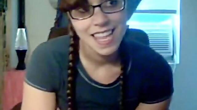 Busty Nerdy Webcam Girl Masturbates