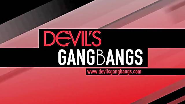 Double penetration Team Fuck for Slender Russian