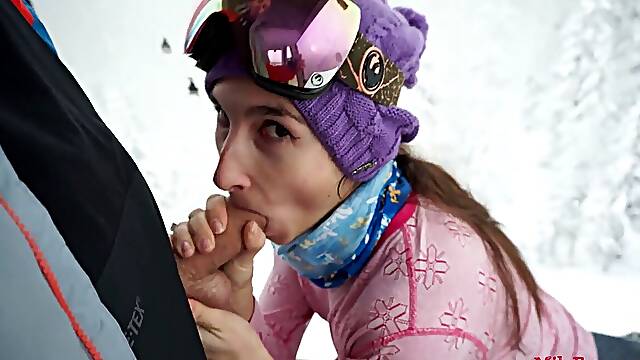 Public ass-fuck hump in ski lift. Minus 20 degrees in winter!