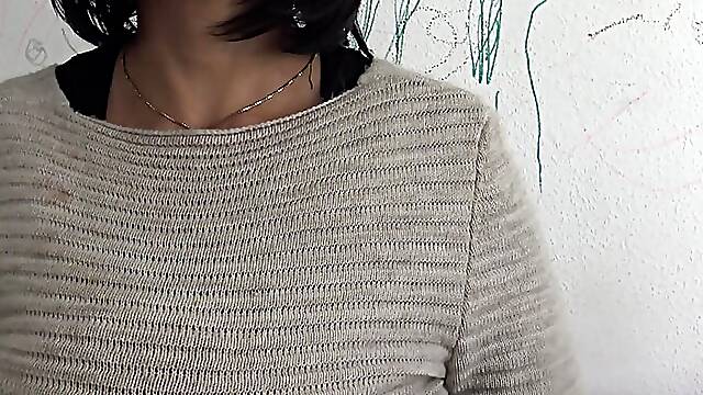 Pregnant French cuckold woman in a suburb in Marseille