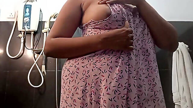 Famouse indian Actress Anne Musterbating in Bed with big Shaggy Boobs and wet pussy