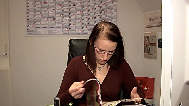 Hot girl lick each others pussies then finger fuck before dildo fucking