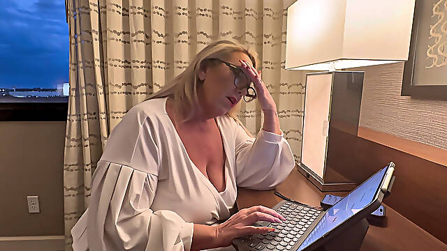 MILF Cardiac Event Fantasy Role Play with Paramedic